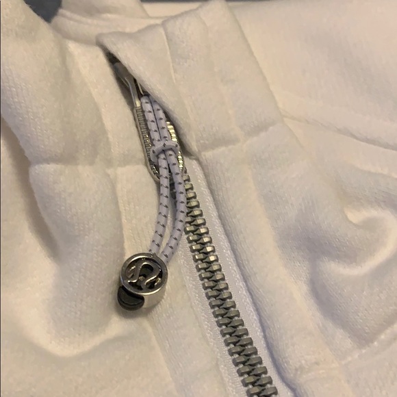 Lululemon scuba hoodie IV - Picture 3 of 7